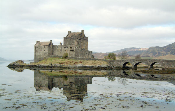 Eilean Donan Castle, Highlander castle